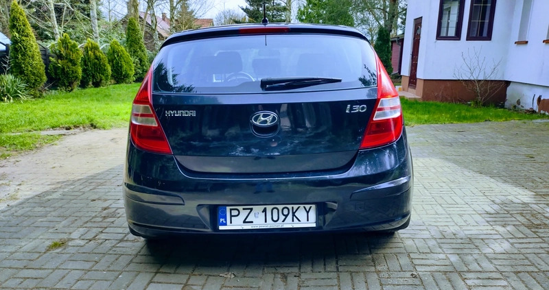 Hyundai I30 cena 13900 przebieg: 262000, rok produkcji 2007 z Ciechocinek małe 781